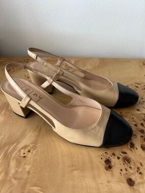 EXC French Sole FS/NY Tuckernuck Slingback Baton Heels Camel Napa/Black Size 7.5